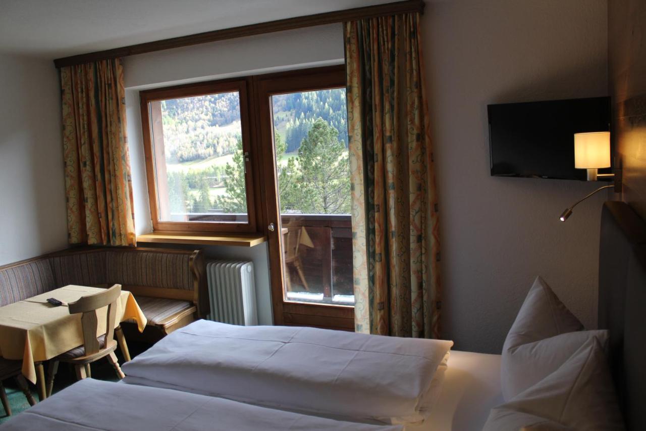 Pension Jaegerhof Санкт-Антон-ам-Арльберг Экстерьер фото
