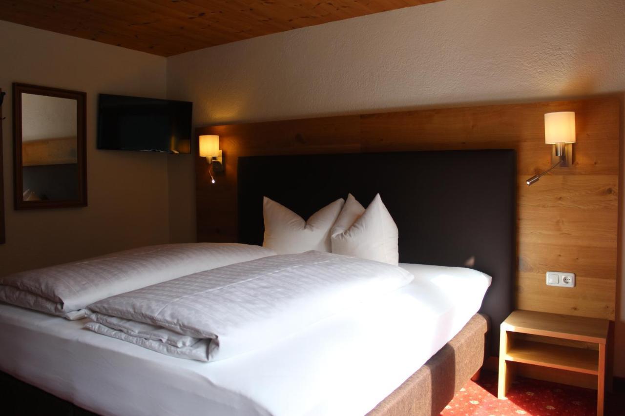 Pension Jaegerhof Санкт-Антон-ам-Арльберг Экстерьер фото
