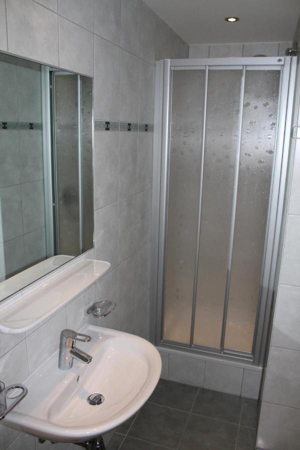 Pension Jaegerhof Санкт-Антон-ам-Арльберг Экстерьер фото